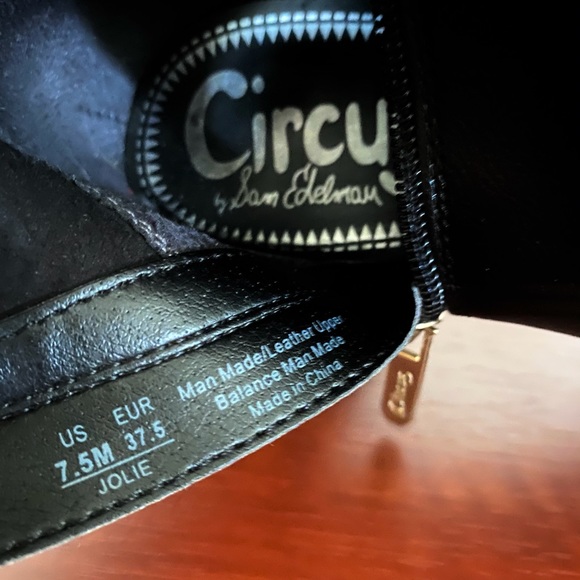 Sam Edelman Jolie Black Ankle Boots - Picture 8 of 8